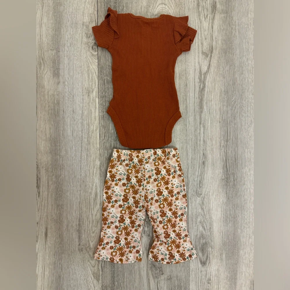 Three Likes 3 month baby girl outfit - Picture 5 of 6